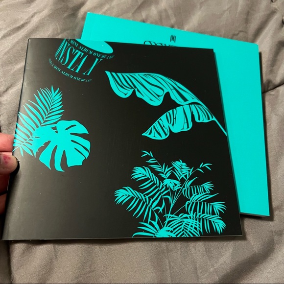 Monsta X One of a Kind Version 4 CD - Picture 5 of 5